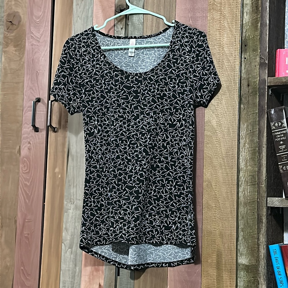 LuLaRoe perfect tee